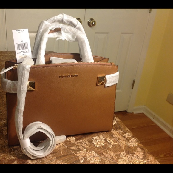 Authentic Michael Kors bag - Picture 5 of 8